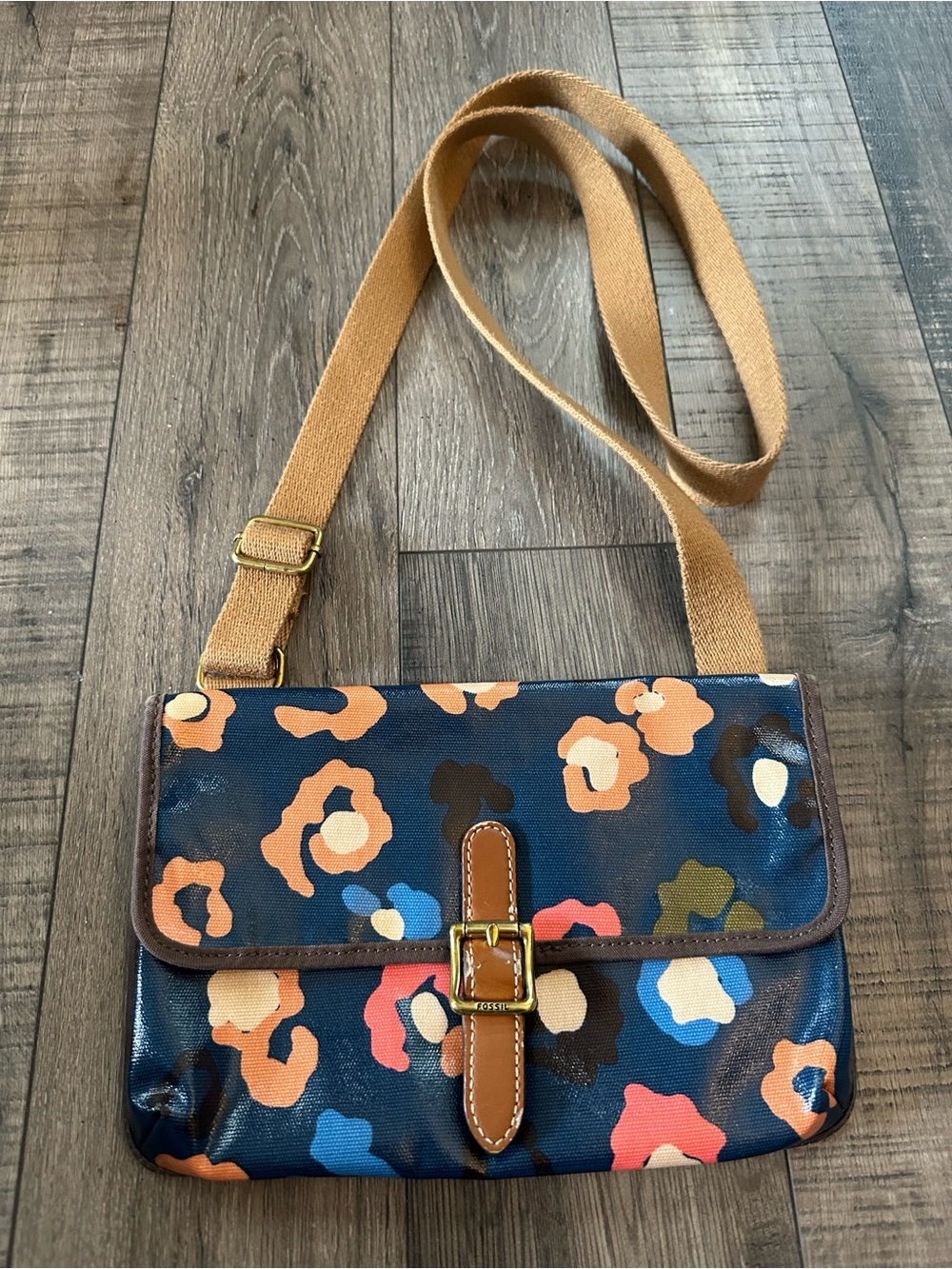 Fossil Key-Per Midnight Blue Floral Coated Canvas  Small Crossbody Bag Purse